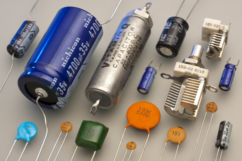 Capacitors).jpg