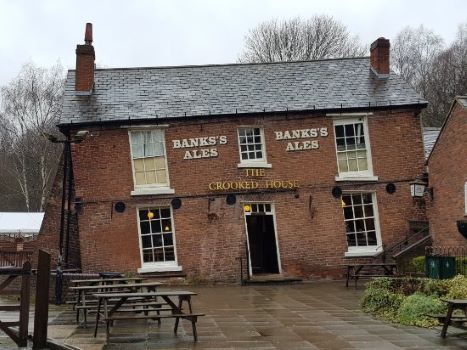 Crooked House Himley.jpg